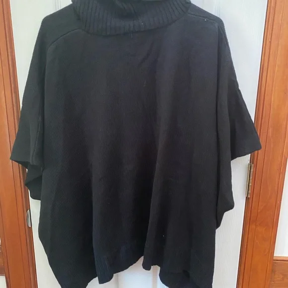 Jealous Tomato NWOT  SZ M/L COWLNECK SWEATER - Picture 2 of 3